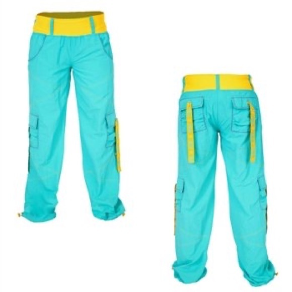 Zumba cargos - Picture 1 of 1